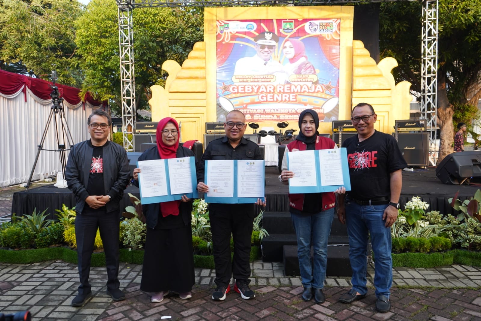 Gebyar Remaja Genre, WaliKota Helldy dan Istri Deklarasikan Anti Narkoba dan Beasiswa Full Sarjana