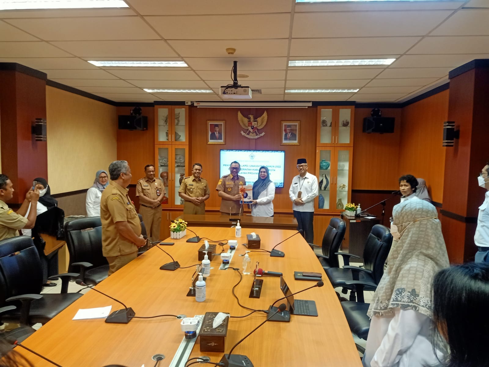 Serahkan LKPD ke BPK, Helldy Harap dapat WTP ke-10
