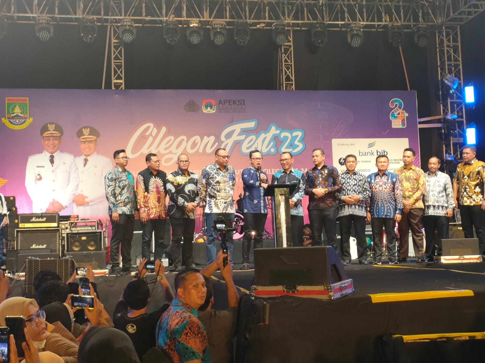 Disambut Meriah Masyarakat, Wali Kota Helldy Resmi Buka Cilegon Fest 23