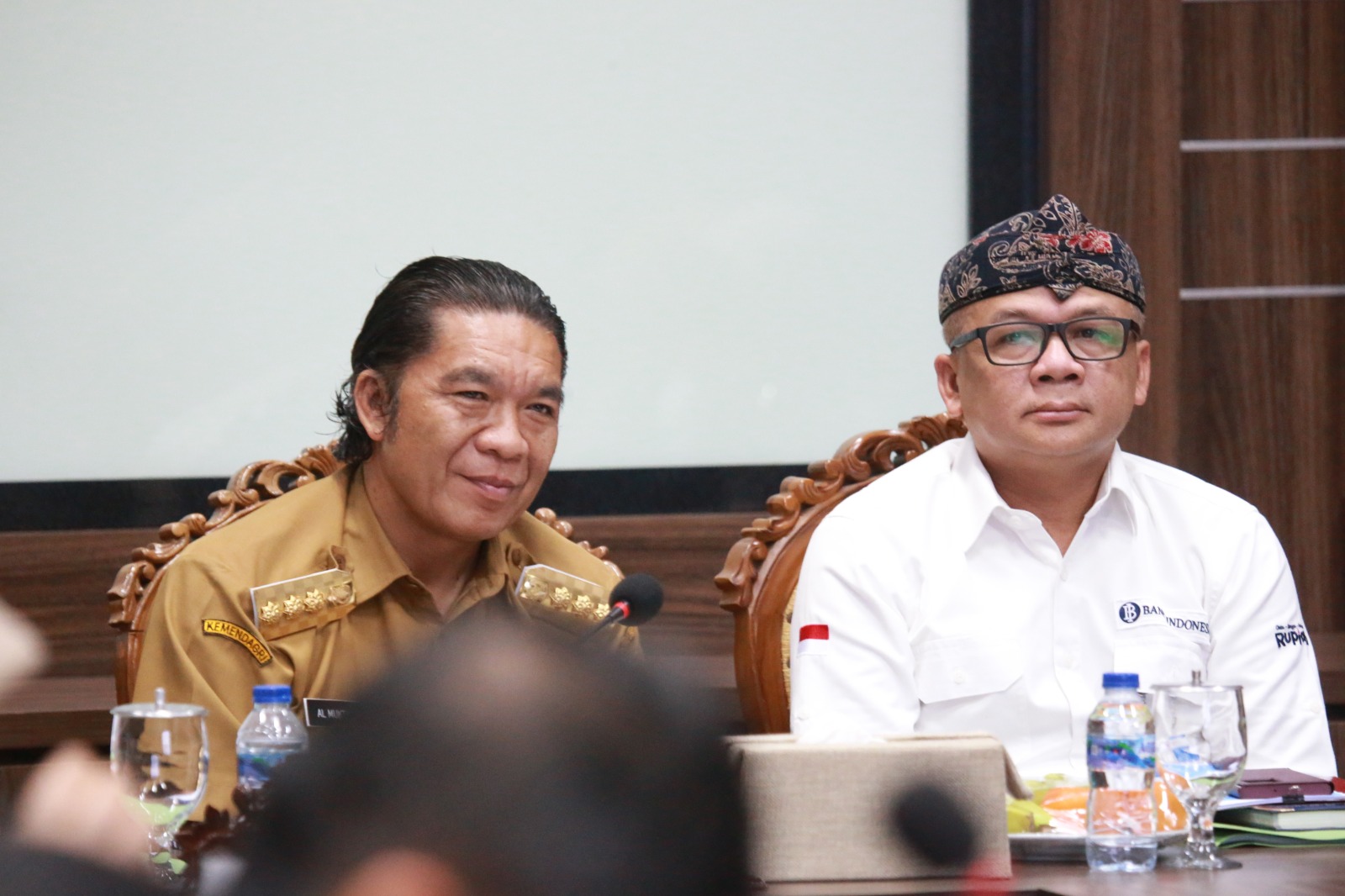 Pengendalian Inflasi, Pj Gubernur Al Muktabar: Jaga Ketersediaan Bahan Pokok dan Pantau Harga