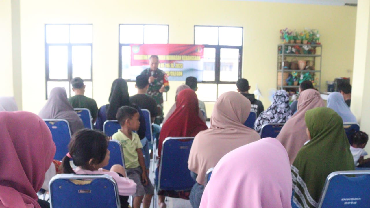 Tumbuhan Semangat Gotong-royong, TNI Sosialisasikan Wawasan Kebangsaan Pada Masyarakat Cikerai