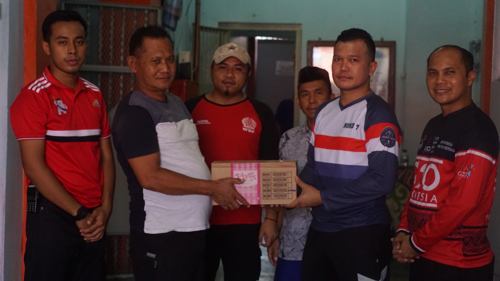 Penuhi Hak Napi, Lapas Cilegon Bagikan Sabun Mandi Hingga Matras