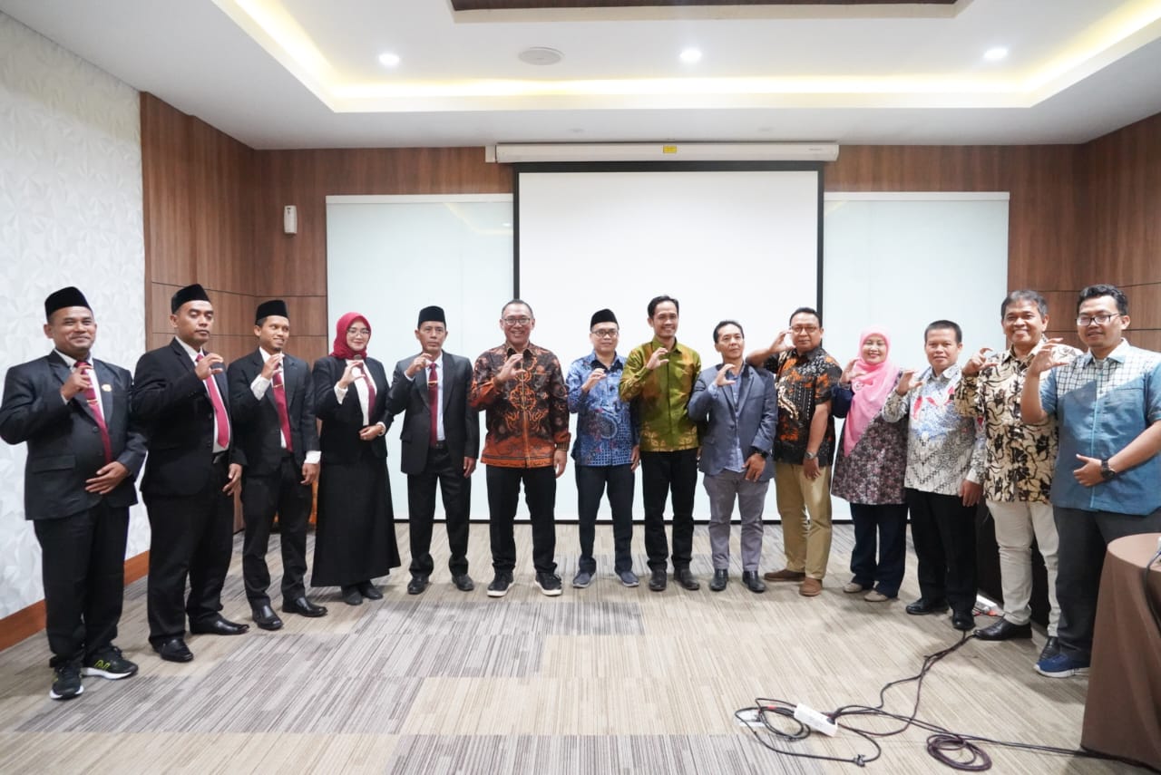 Lepas Sambut Komisioner KPU Kota Cilegon Penuh Haru