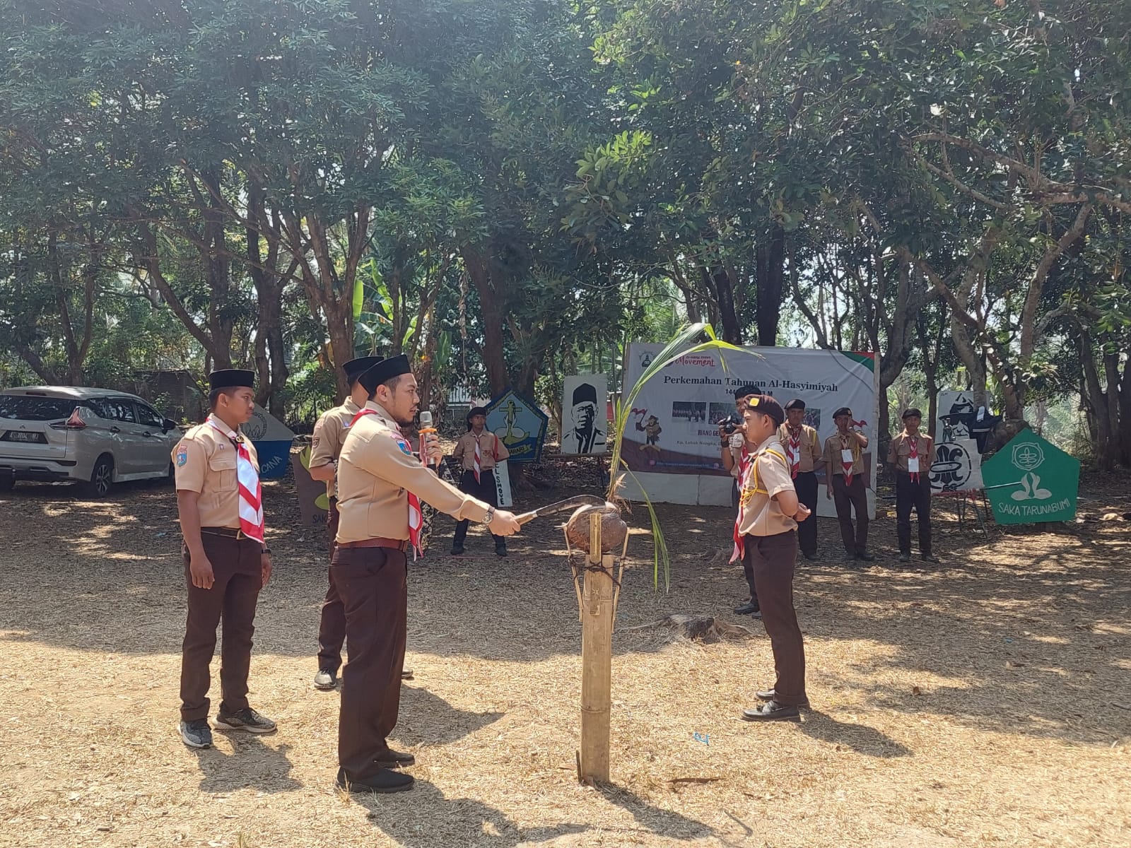 Gelar Kemah Tahunan, Direktur PPM Al Hasyimiyah Minta Santri Tanamkan Sifat Empati Sejak Dini