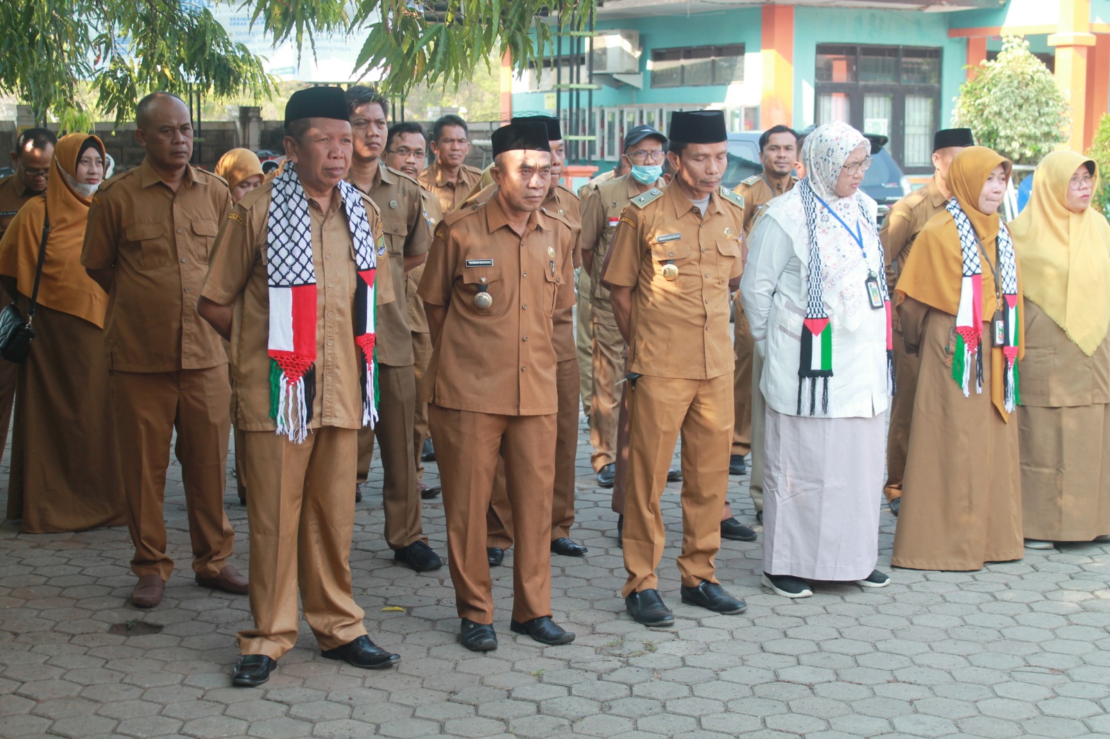 Tanggap Isu Palestina, Pegawai Kecamatan Citangkil Galakan Donasi