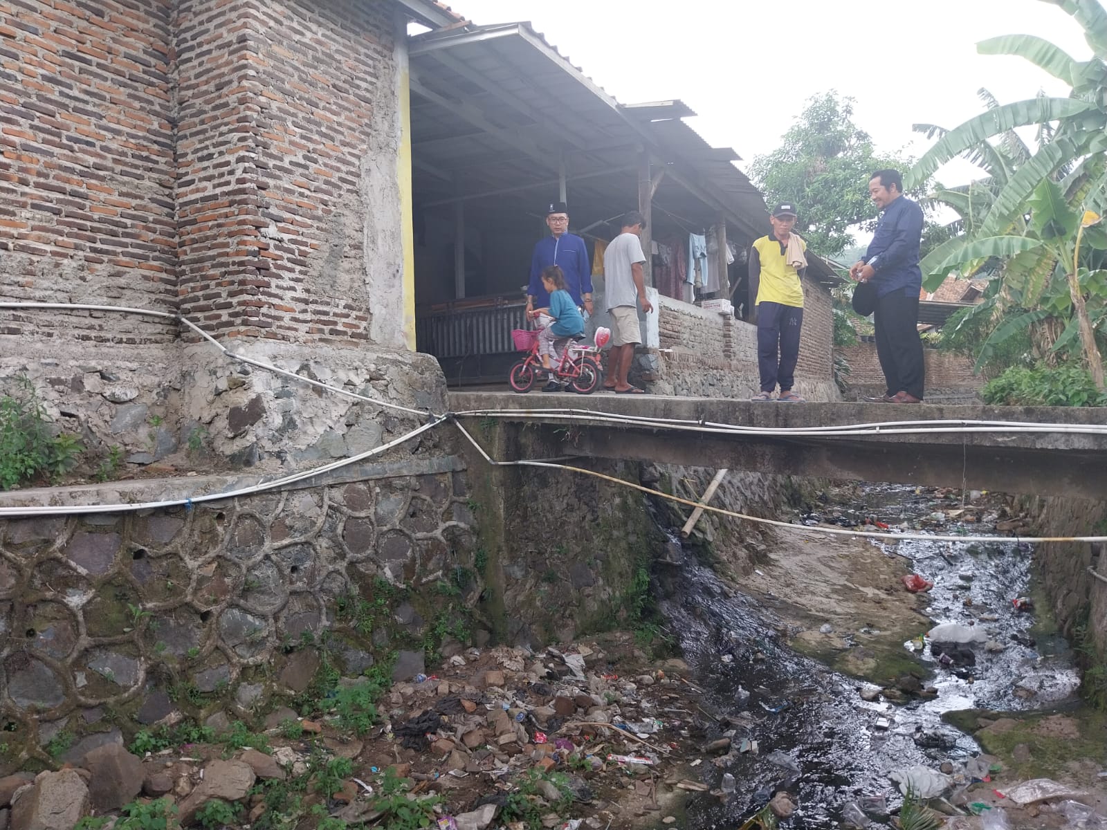 Jembatan Sempit di Tegal Bunder Banyak Makan Korban, Rahmatullah Turun Tangan