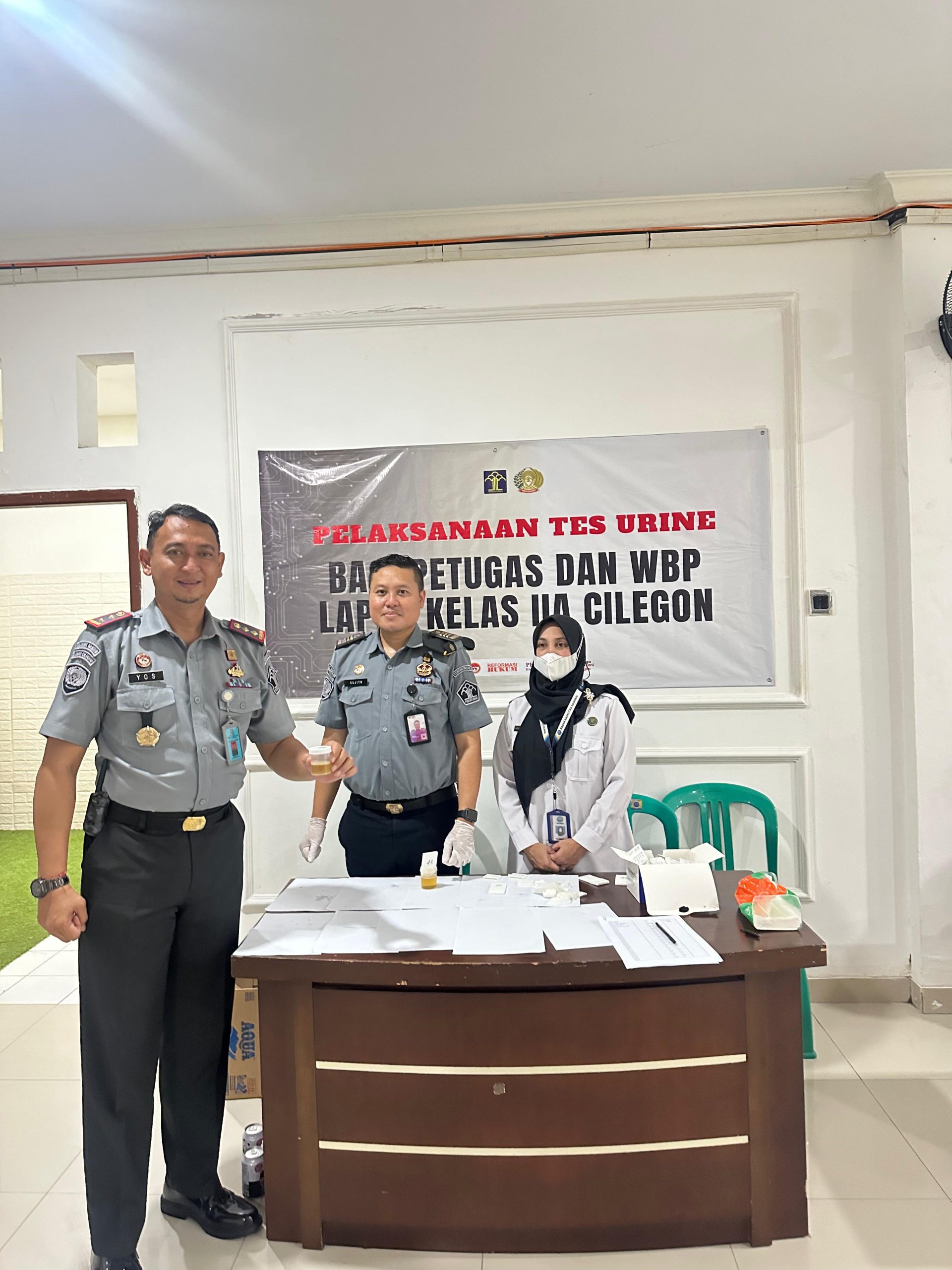 Dukung Program P4GN, Seluruh Pegawai Lapas Cilegon Dites Urine