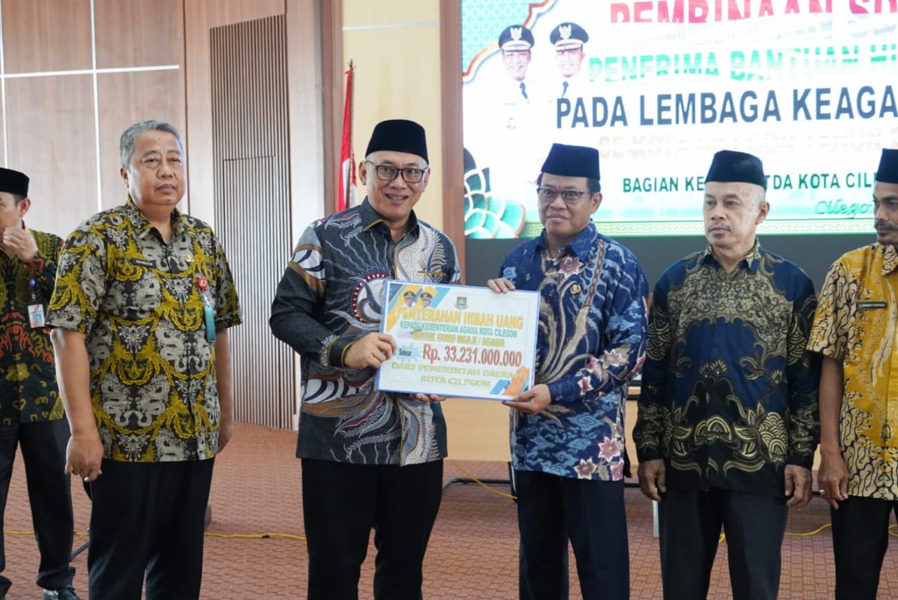 Salurkan Hibah untuk Lembaga Keagamaan, Helldy Minta Digunakan Sesuai Aturan