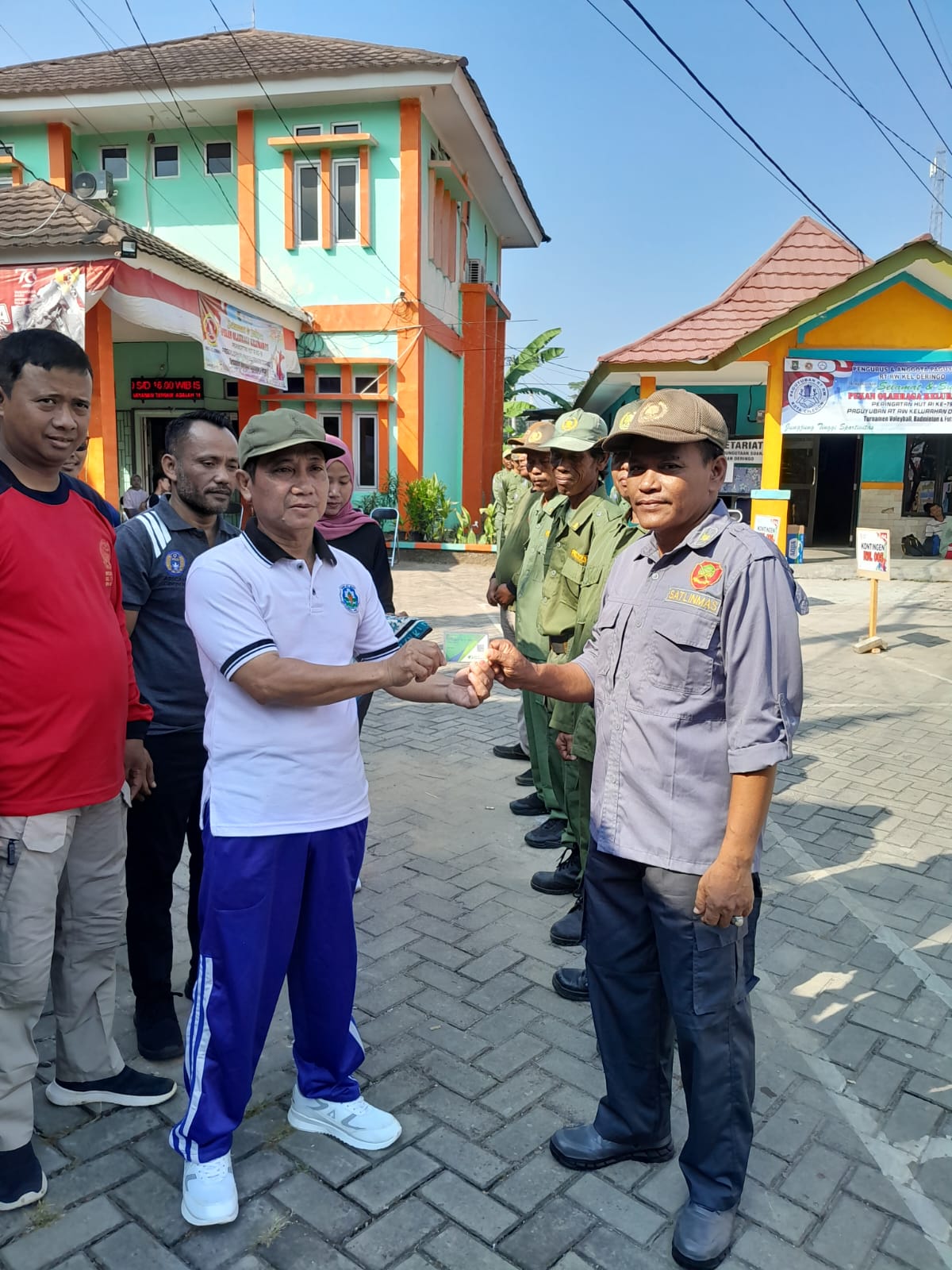 Kalurahan Deringo Salurkan BPJS Ketenagakerjaan Untuk Linmas