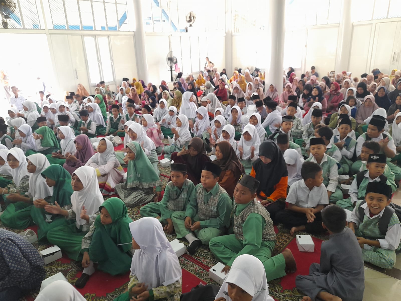 Ribuan Siswa Pra Sejahtera Dapat Bantuan Beasiswa, Total Rp1,4 Miliar Digelontorkan