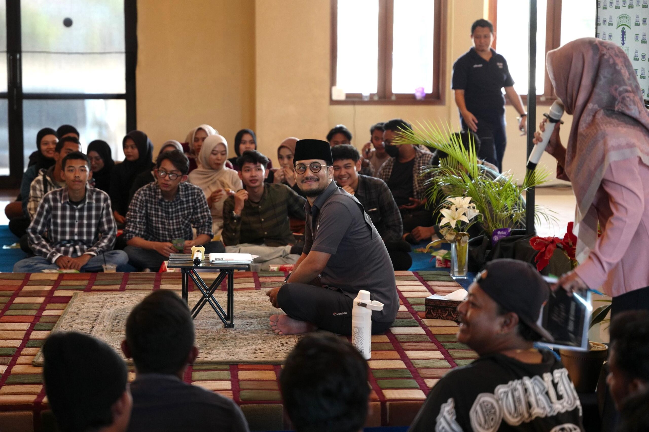 Gagas ‘Merdeka Bicara’, Pasangan Robinsar-Fajar Ajak Anak Muda Berani Bersuara