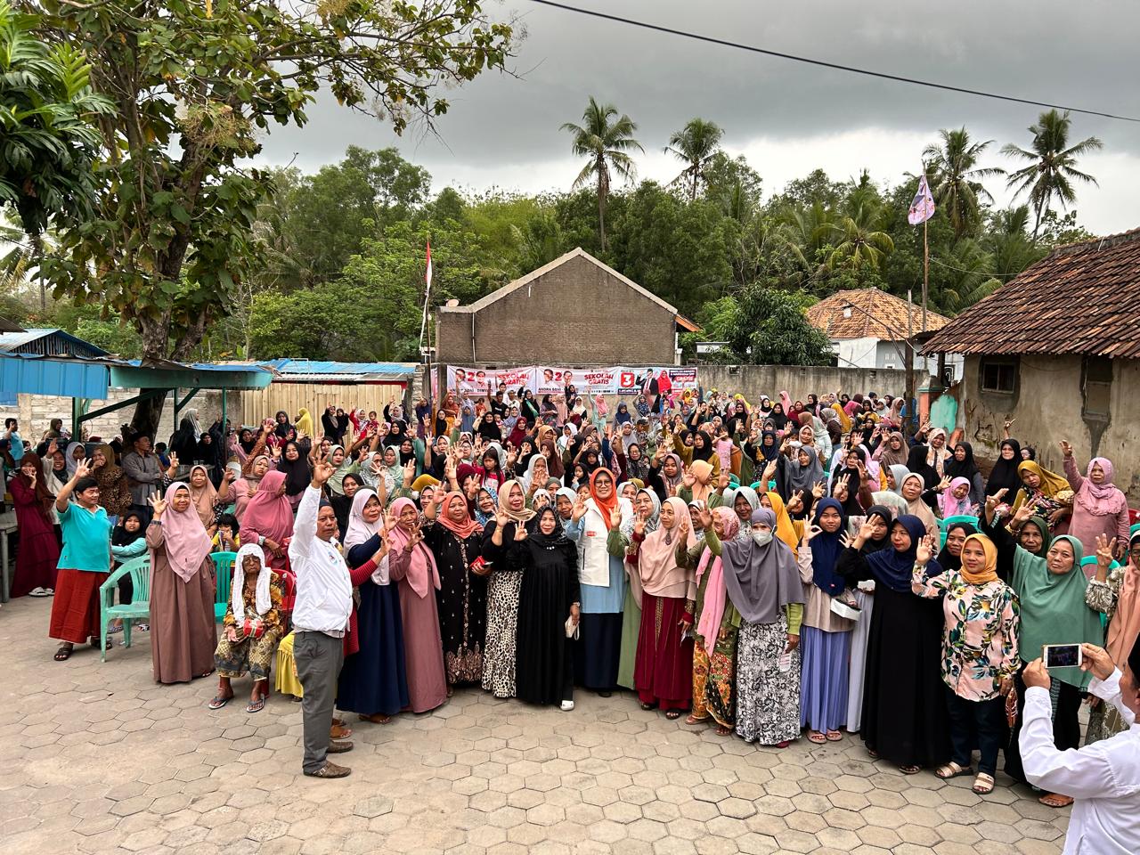 Dukung Nurrotul Uyun, Emak-Emak di Cilegon Sebut Sebagai Keterwakilan Perempuan di Pilkada 2024