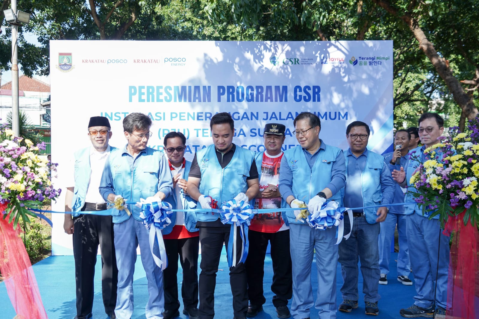Wujudkan Go Green, Krakatau Posco Pasang PJU Ramah Lingkungan