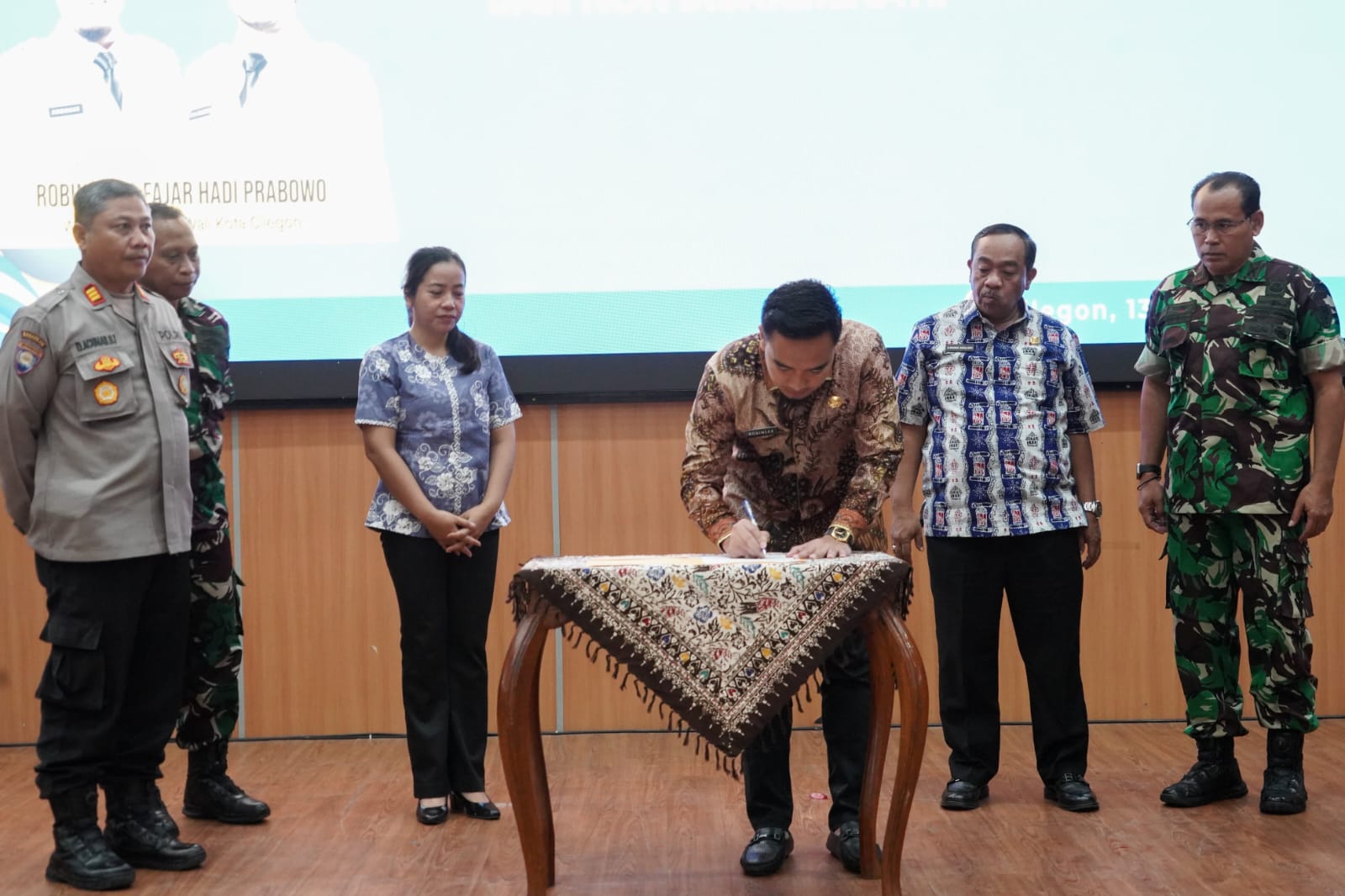 Jelang Tahun Ajaran Baru, Robinsar Pastikan Tidak Ada Titipan Siswa