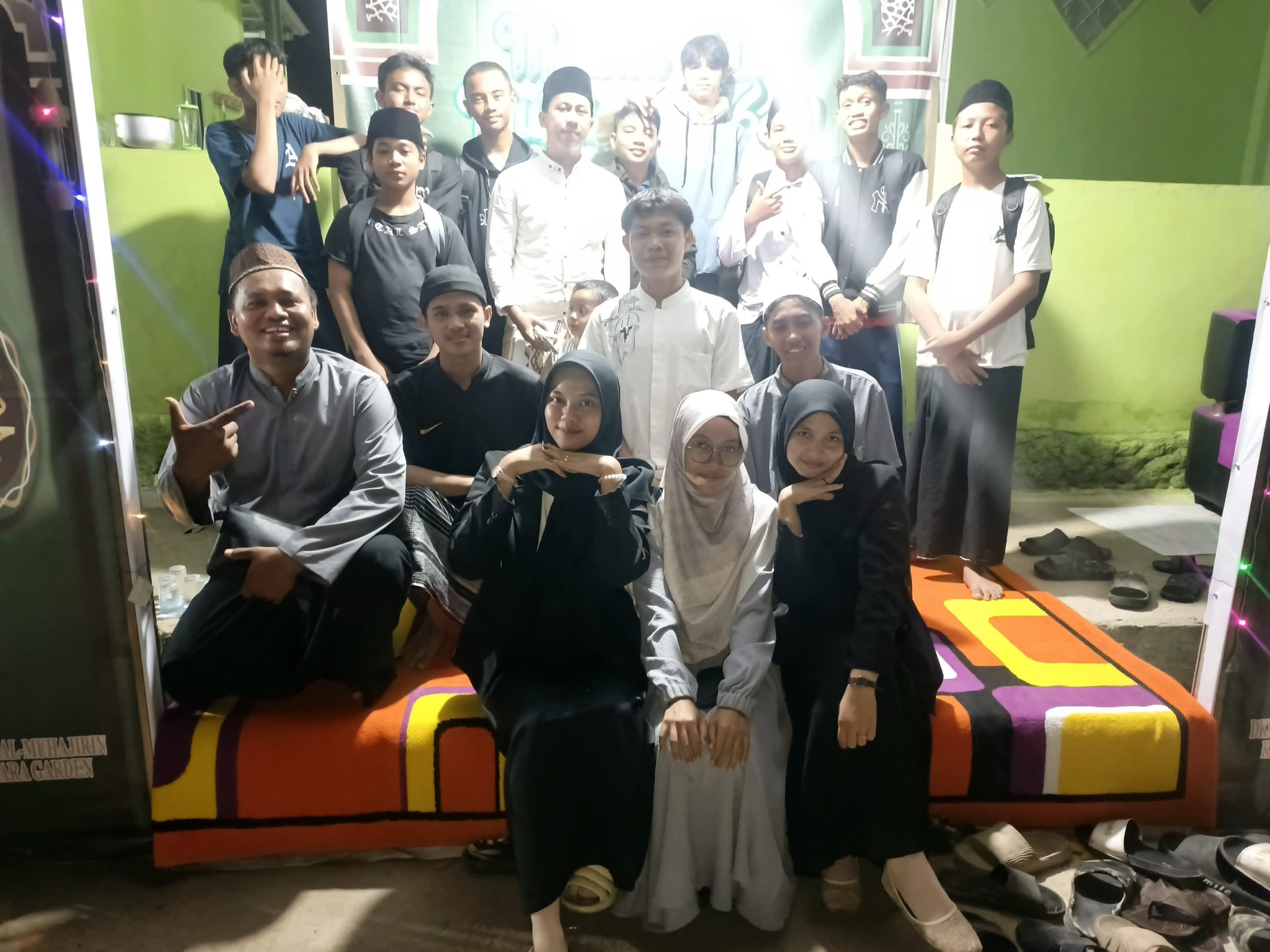Ratusan Warga Ramaikan Maulid Nabi, DKM dan Pemuda Lensa Bersinergi