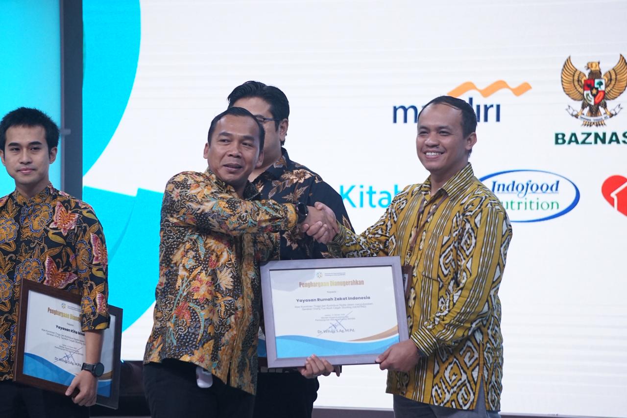Rumah Zakat Raih Penghargaan dari BKKBN atas Kontribusi Program Cegah Stunting