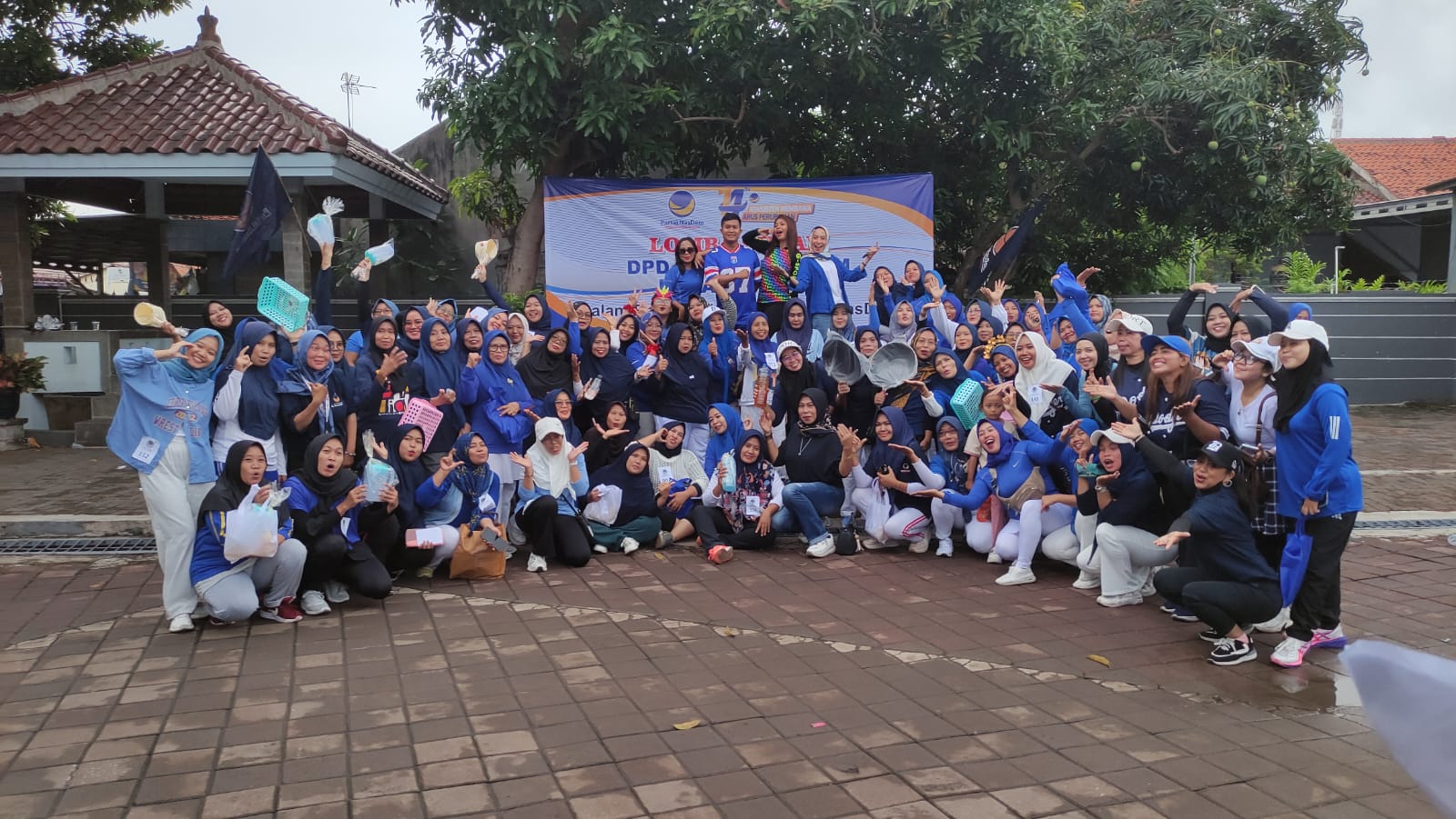 Peringati HUT ke-14 NasDem, Ketua Fraksi DPRD Cilegon Ruaniyah Gelar Lomba Senam Bersama Warga