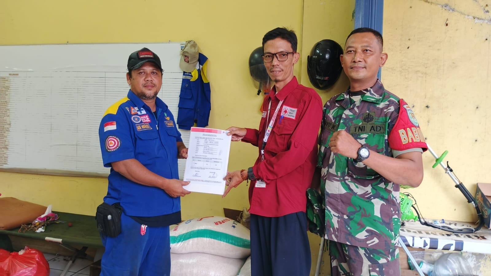 Sinergi Kemanusiaan, PMI dan Dinsos Cilegon Kompak Layani Warga Terdapak Banjir