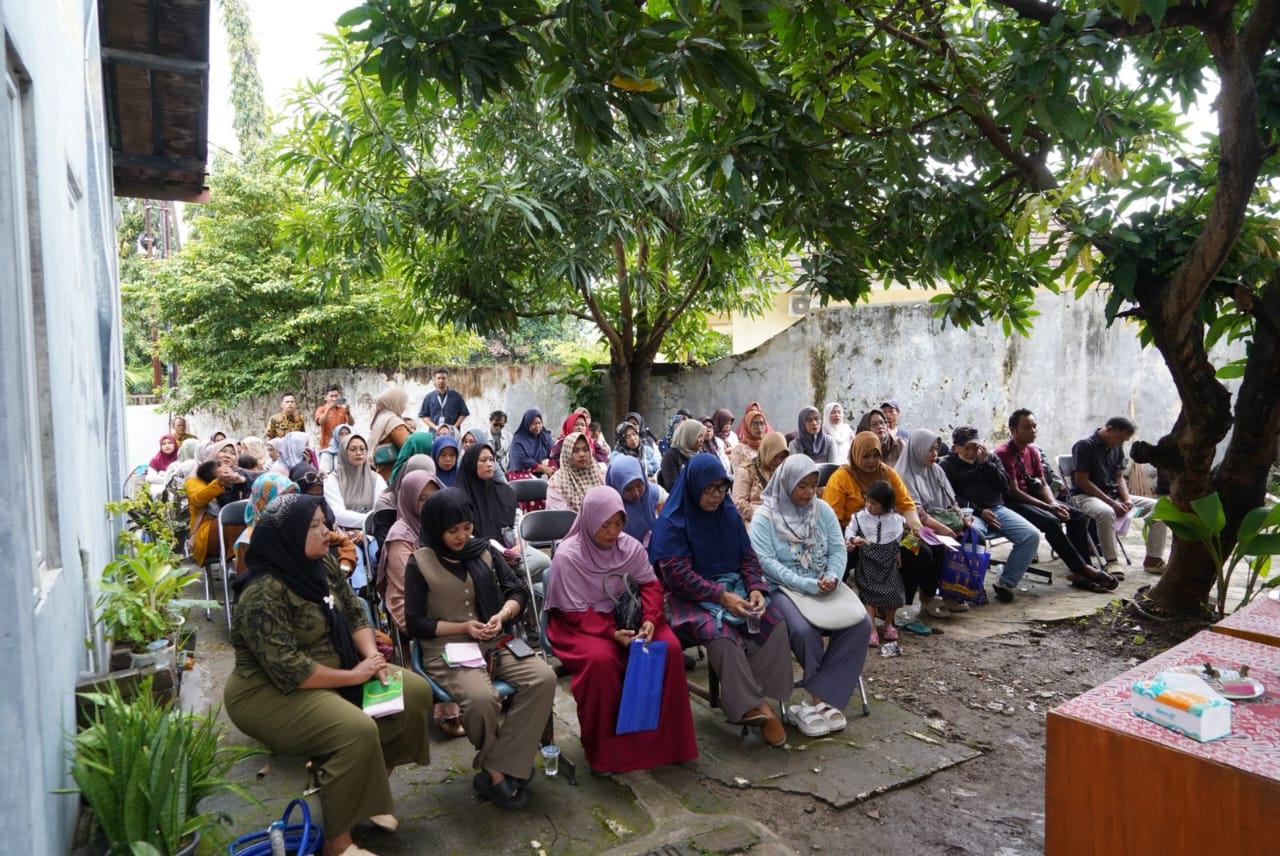 Wujudkan Program Wali Kota 5000 Wirausaha Baru, DINKOP UMK Kota Cilegon Salurkan Dana Bergulir kepada 90 Mitra Binaan