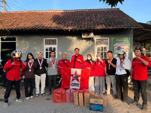 Peduli Sesama, GMNI Cilegon Bagi Takjil Gratis untuk Masyarakat