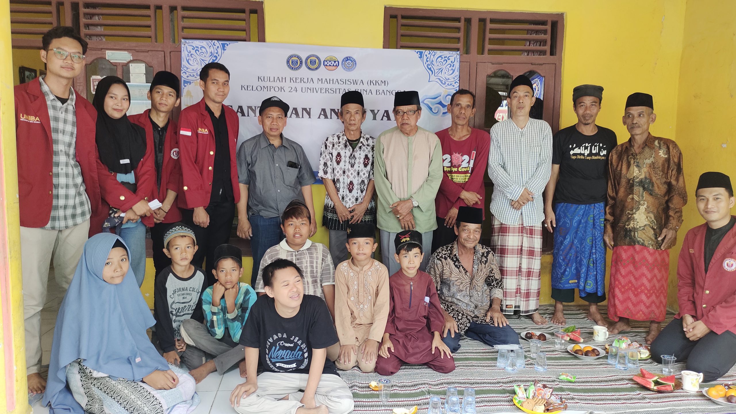 Peduli Anak Yatim, Mahasiswa KKM Kelompok 24 Uniba Gelar Santunan