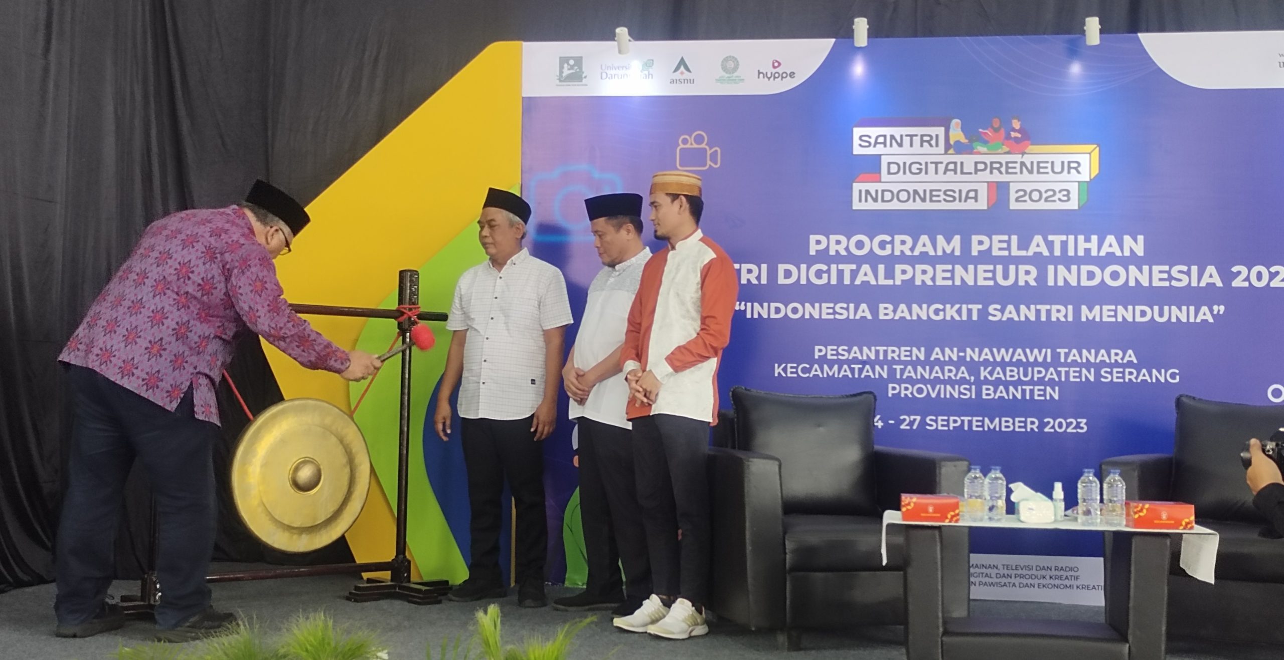 Kemenparekraf Gelar Pelatihan Santri Digitalpreneur di Pesantren Wapres