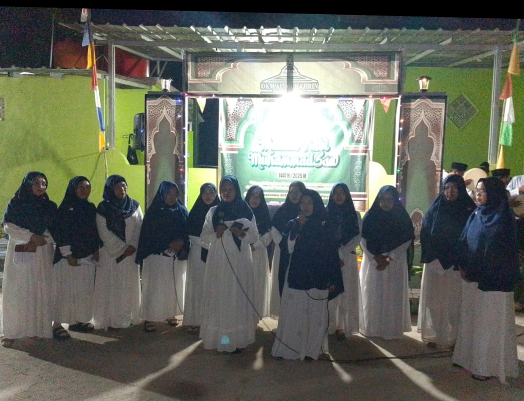 Emak-Emak Majelis Taklim Khairunnisa Hibur Ratusan Jemaah di Maulid Nabi Kiara Garden