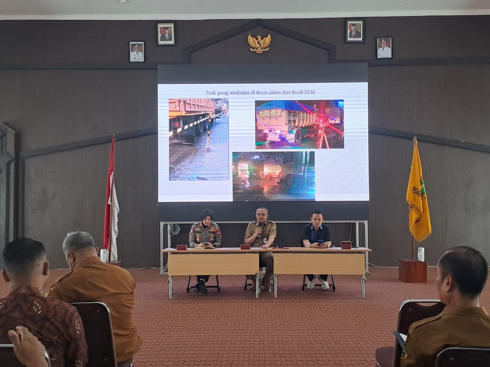 Pemkot Cilegon Larang Truk Pasir Basah dan Over Tonase Melintas di JLS