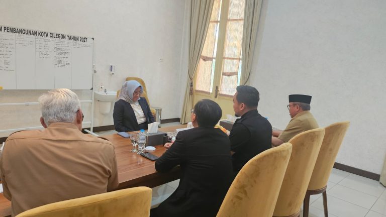 Siapa Dua Komisaris Independen PT PCM Cilegon Pilihan Walikota Robinsar?