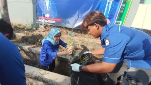 Kader Demokrat di Cilegon Lakukan Aksi Bersih-bersih Gaungkan Gerakan Langit Biru Indonesia Asri 
