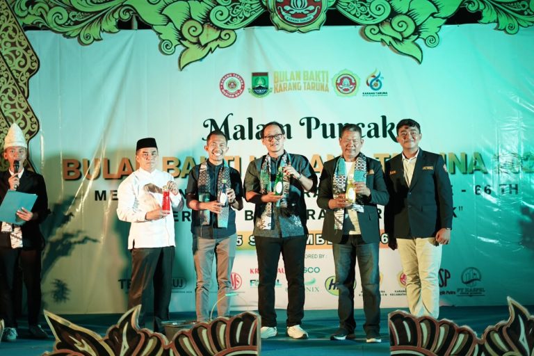 Dukungan Penuh Krakatau Posco, Ribuan Botol Sabun Karya Pemuda Tegal Ratu Hadir Jaga Kebersihan Lingkungan Warga